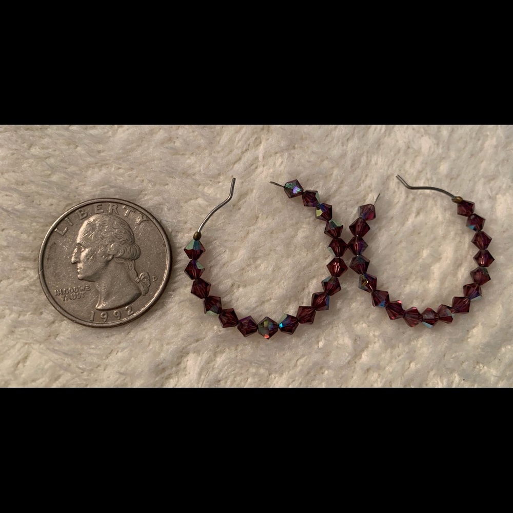 Four sets of earrings - Picture 7 of 12